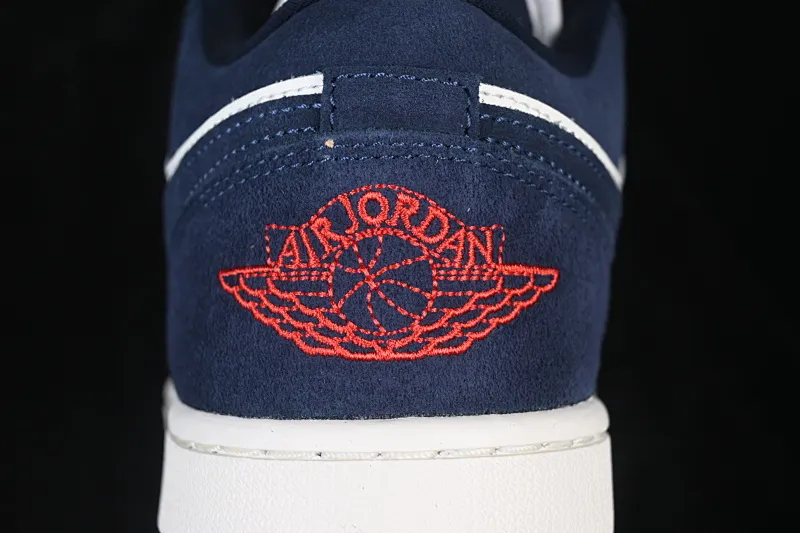 All categories Air Jordan Jordan series basketball shoes Air Jordan 1 Low G version pure original Air Jordan 1 Low AJ1 Joe 1 Obsidian low-top cultural casual sneakers IO7448-400